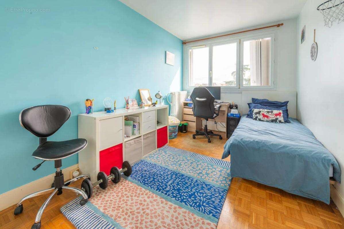 Appartement à COLOMBES