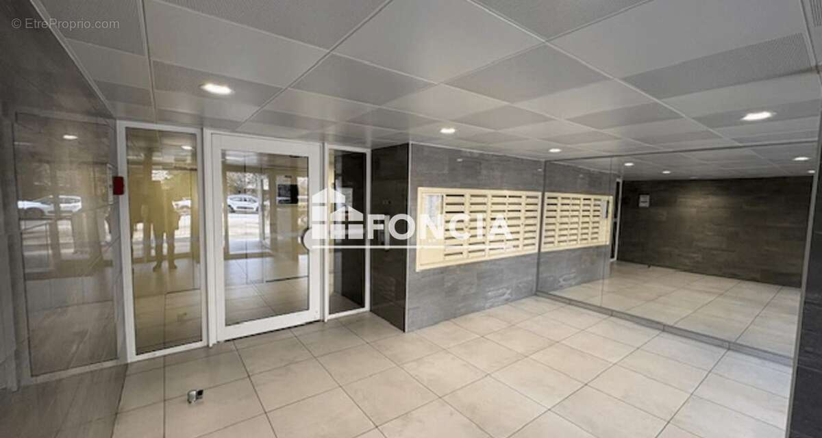 Appartement à VELIZY-VILLACOUBLAY