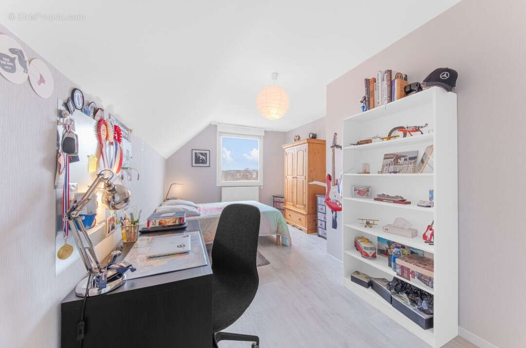 Beau duplex T6 avec terrasse - Quartier Victor Hugo - Dijon - photo 8