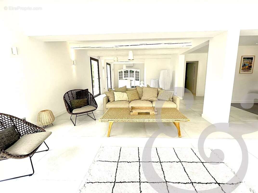 Maison à EYGALIERES