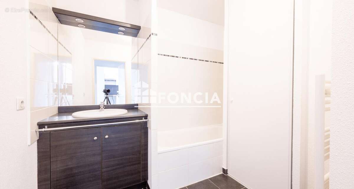 Appartement à SAINT-MEDARD-EN-JALLES