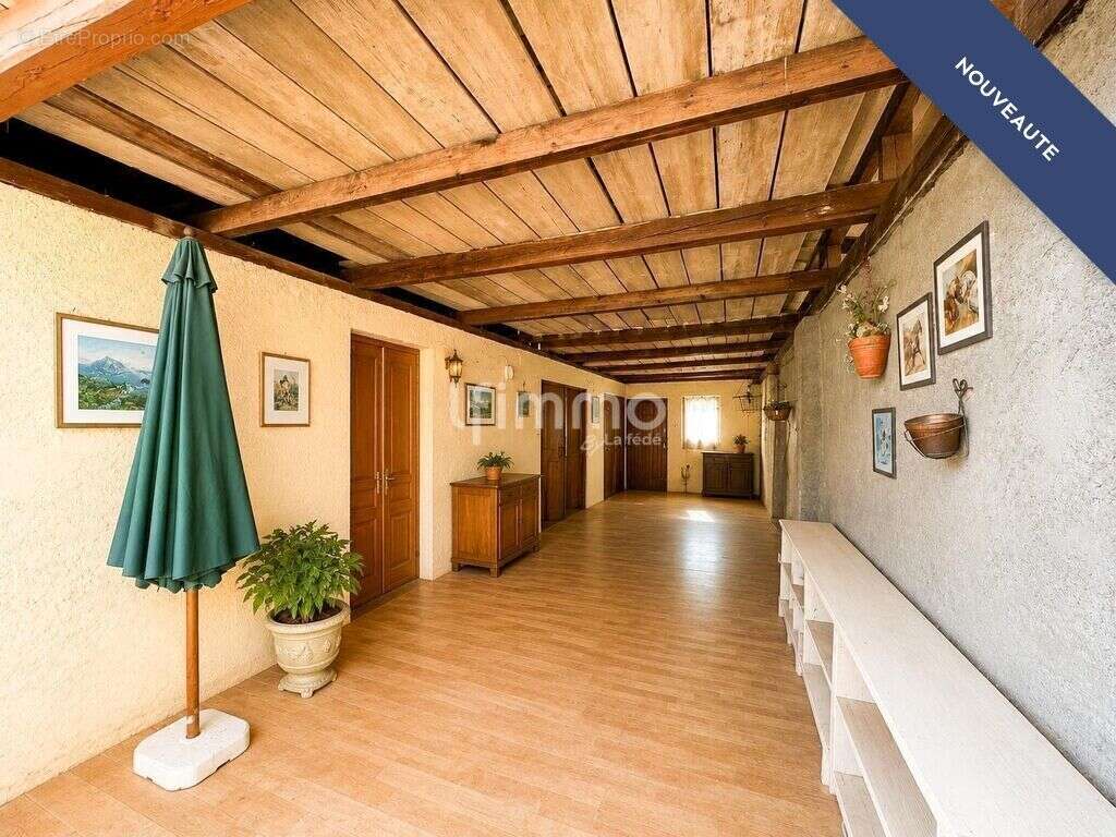 maison mitoyenne 4 pièces sur 8 ares de terrain - photo 11