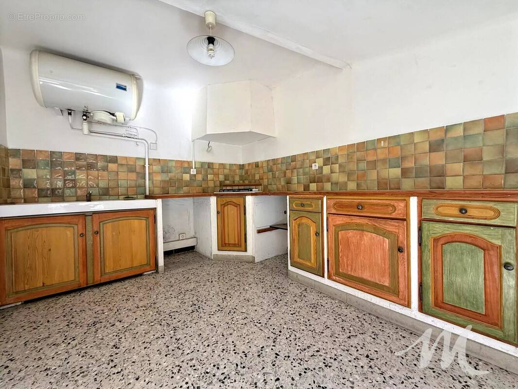 Appartement de type 2  centre village - photo 2