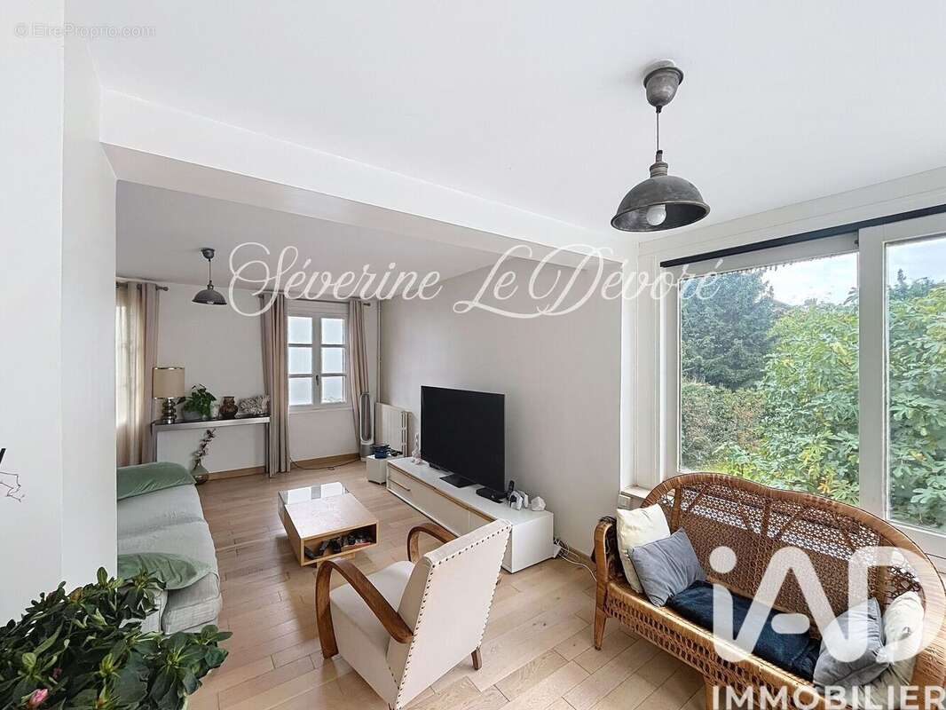 Photo 2 - Maison à ERMONT