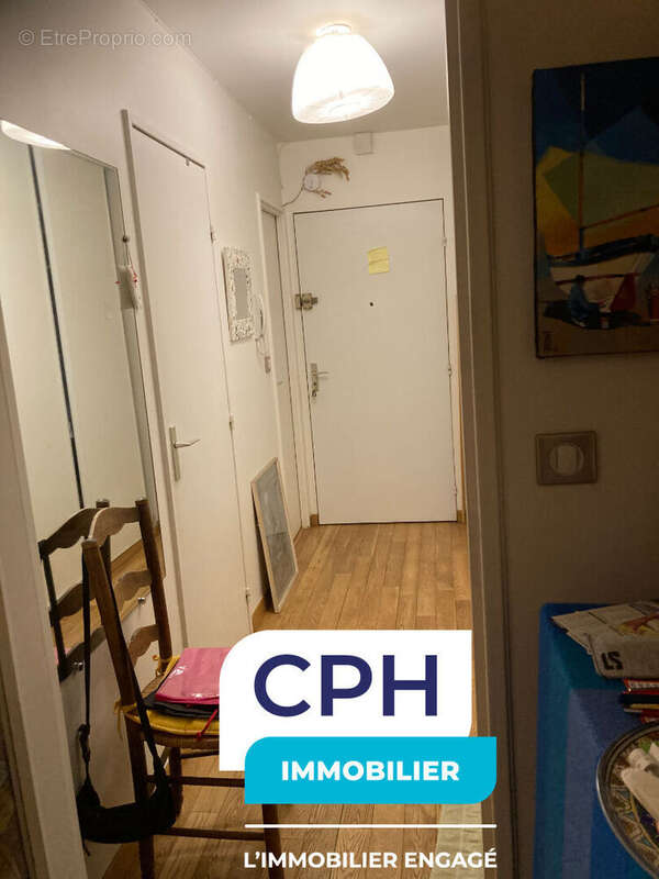 Appartement à COURBEVOIE