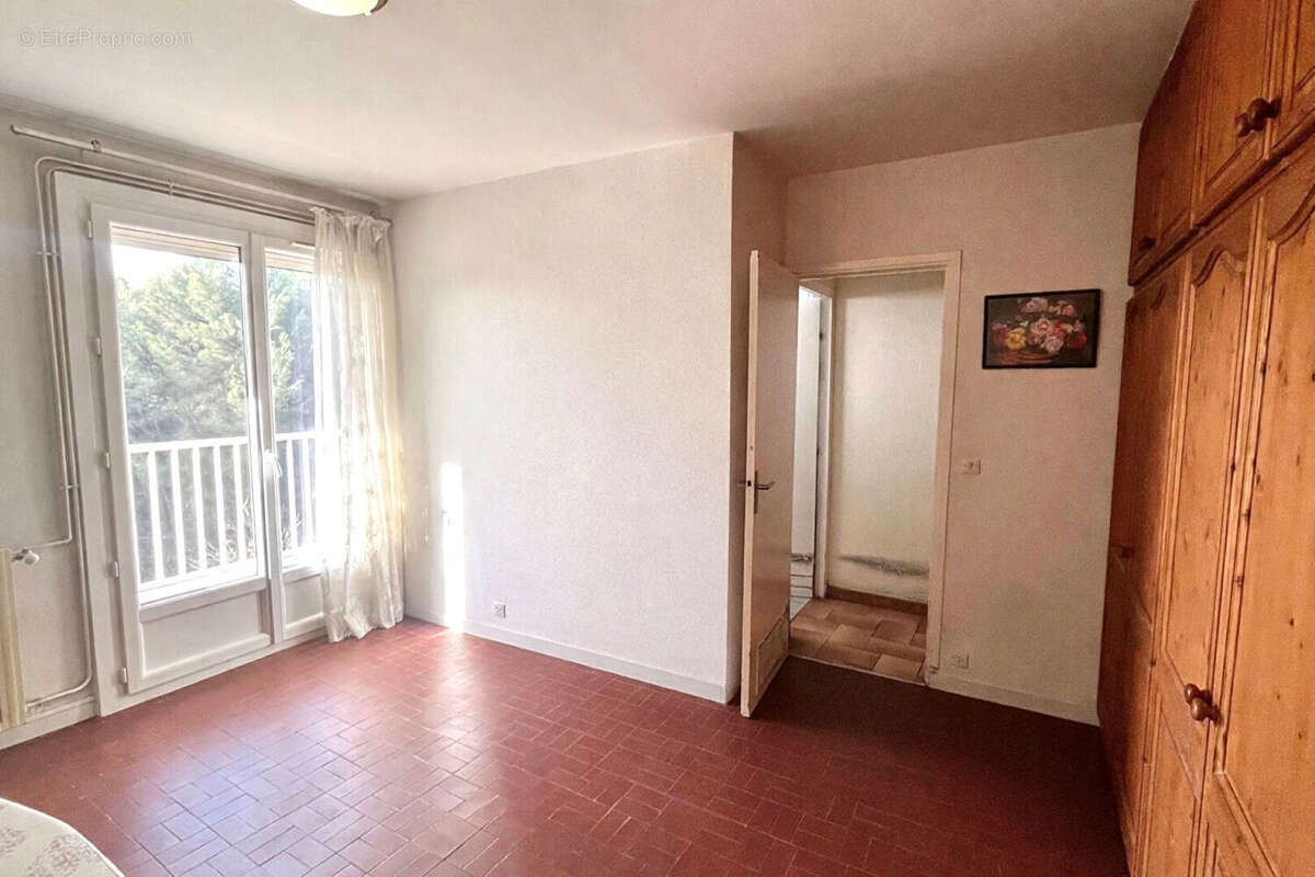 Appartement à SEPTEMES-LES-VALLONS