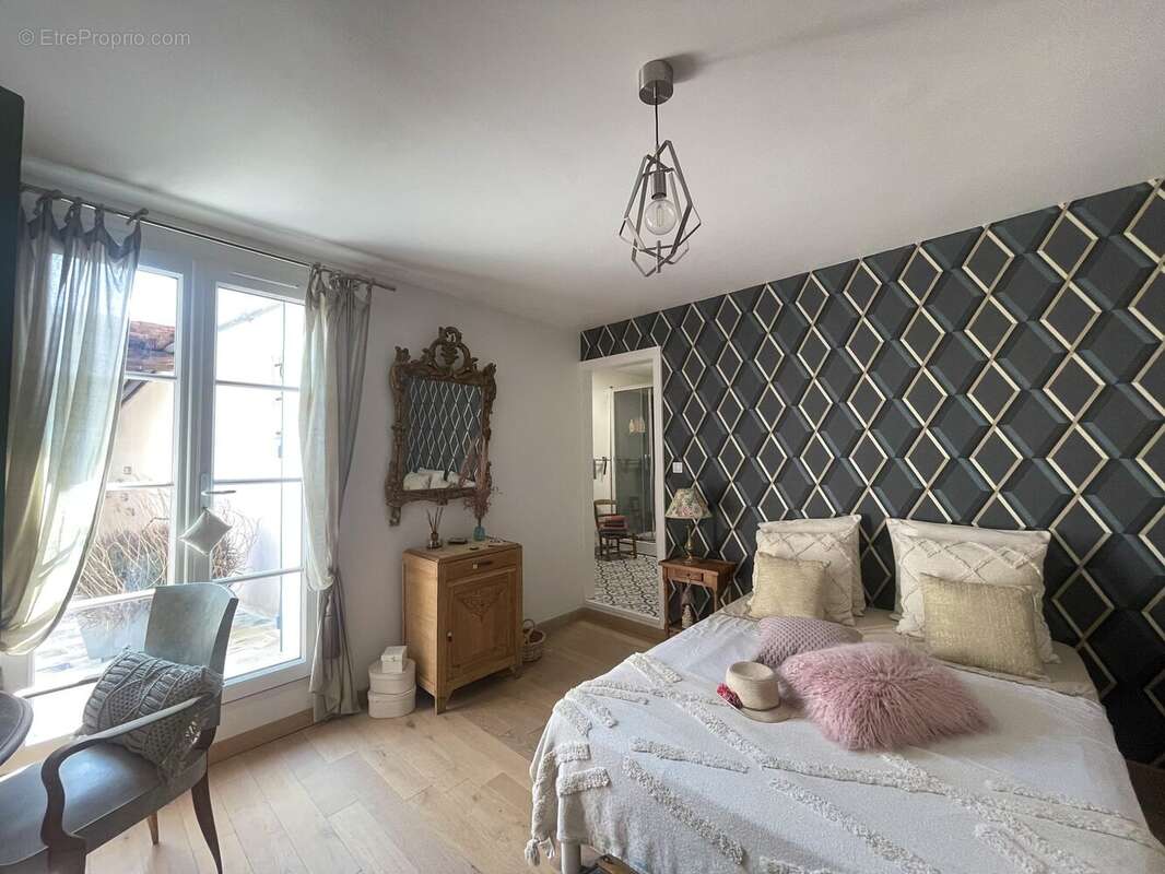 Maison 179 m² à Servian  - photo 8