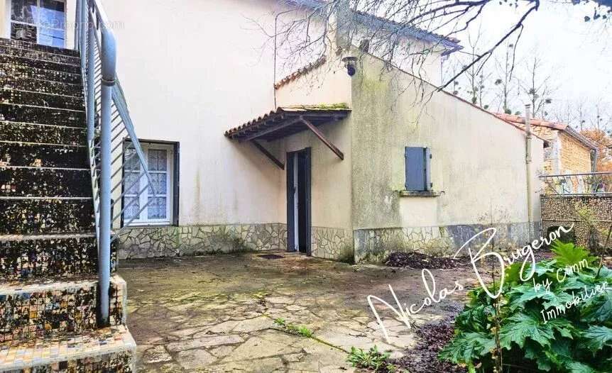 Maison à PLASSAC