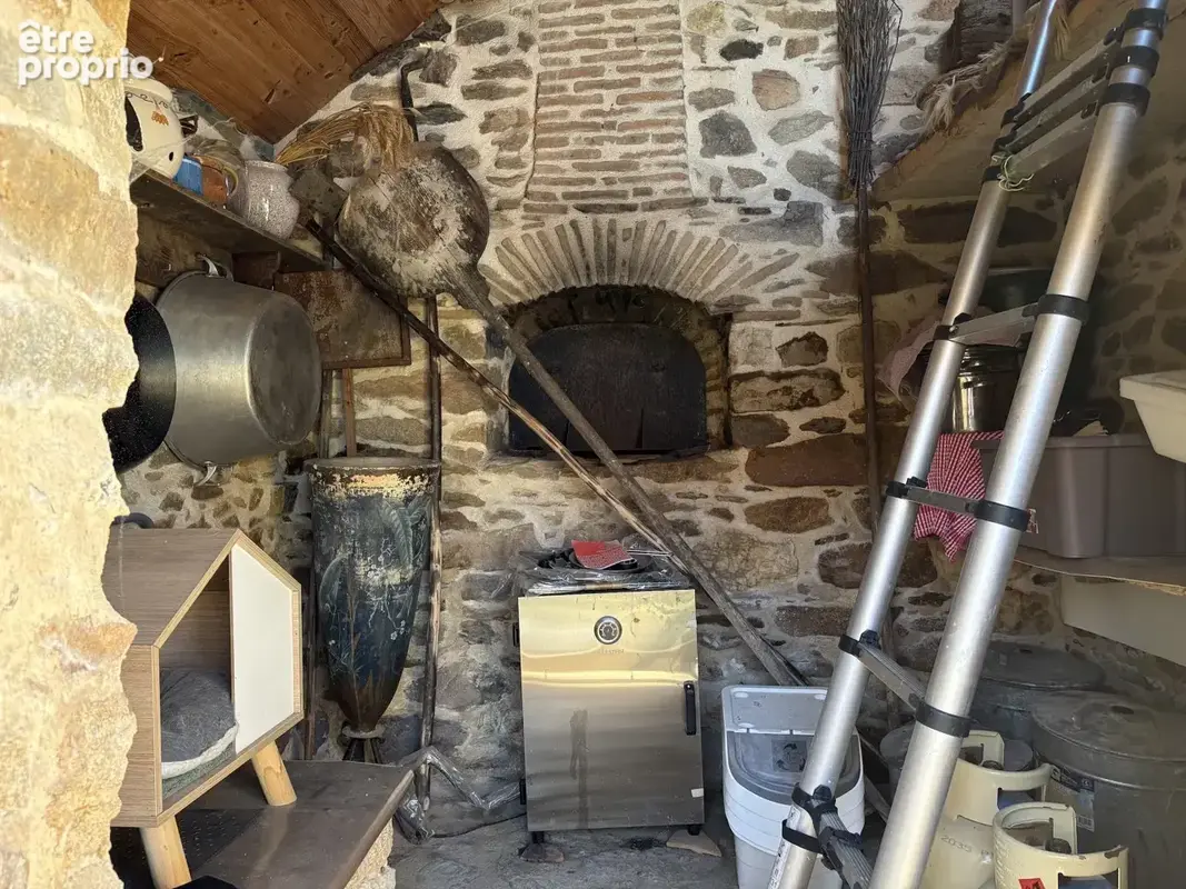 Meuzac : Fermette rénovée pleine de caractère avec gîte en cours d’aménagement, piscine hors-sol et grange - photo 37