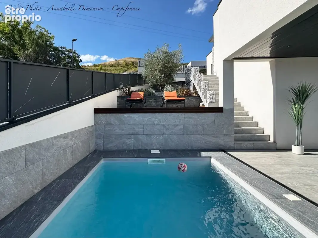 Villa d'Architecte contemporaine récente - 6 pièces/4 chambres - CLERMONT-FERRAND CHANTURGUE - Vue Panoramique - Piscine - photo 20