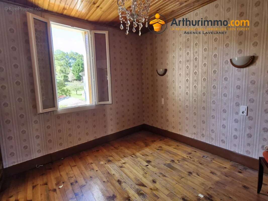 Maison à LA BASTIDE-SUR-L'HERS