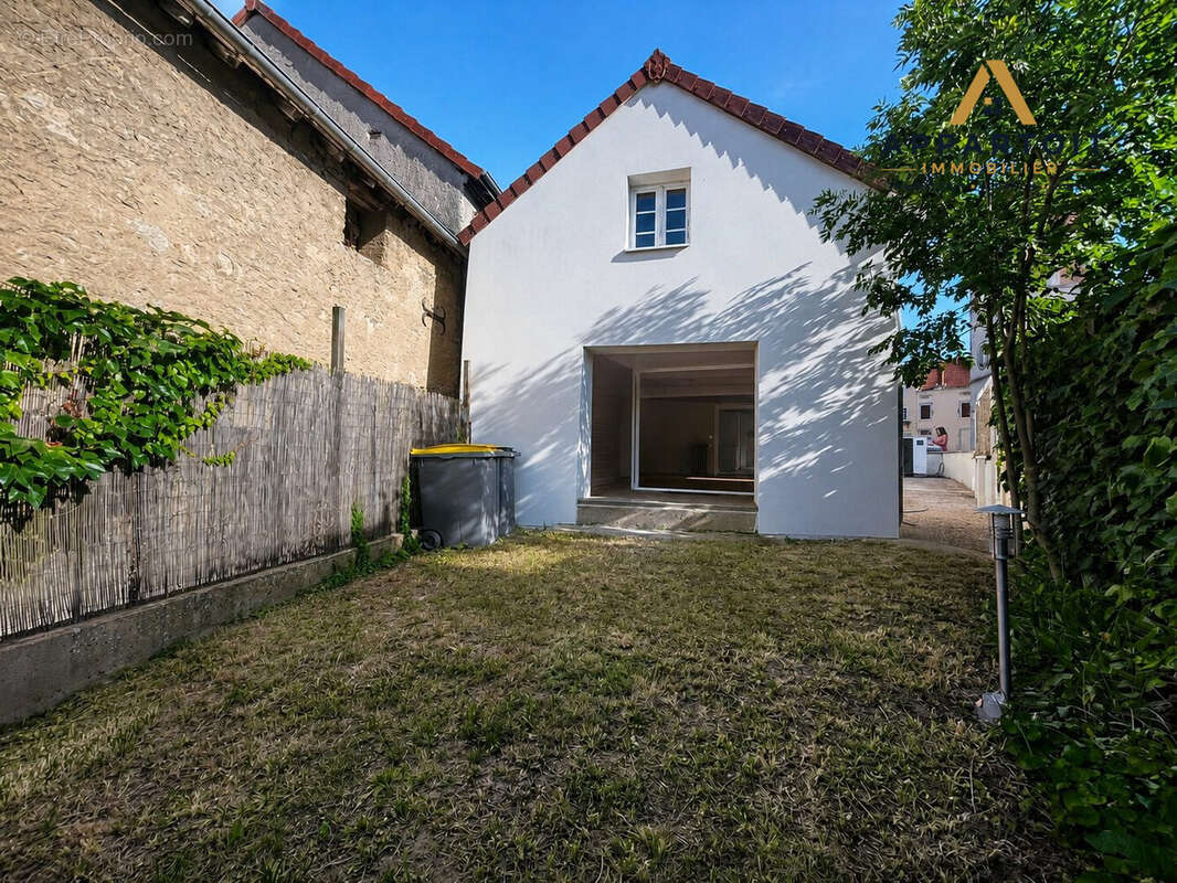 Maison à LE VERNET