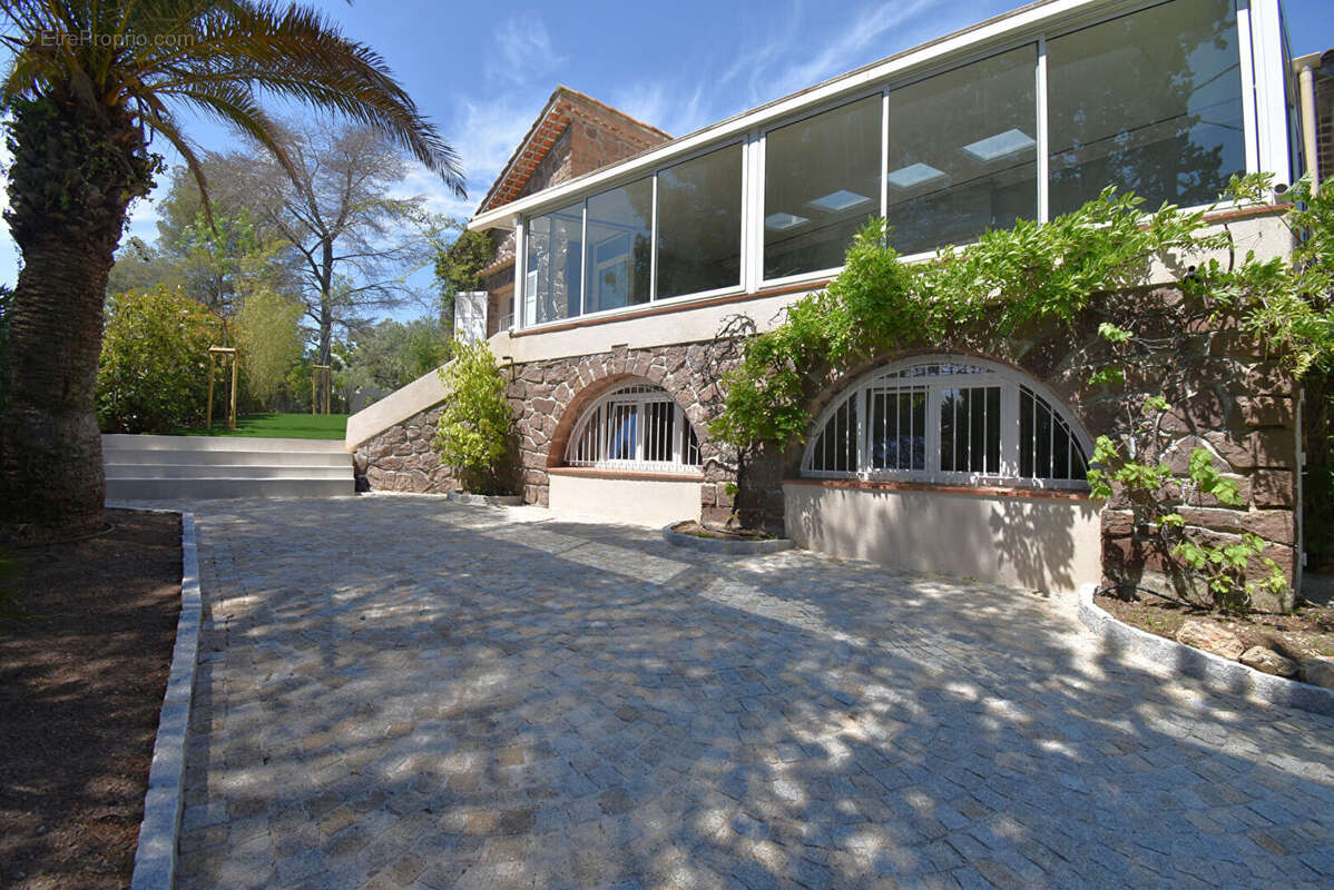 Maison à SAINT-RAPHAEL