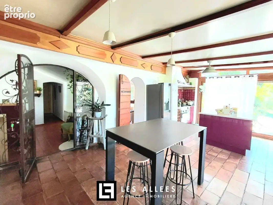 Maison 7 pièces 162 m² à vendre à Rognes (13840) - photo 8