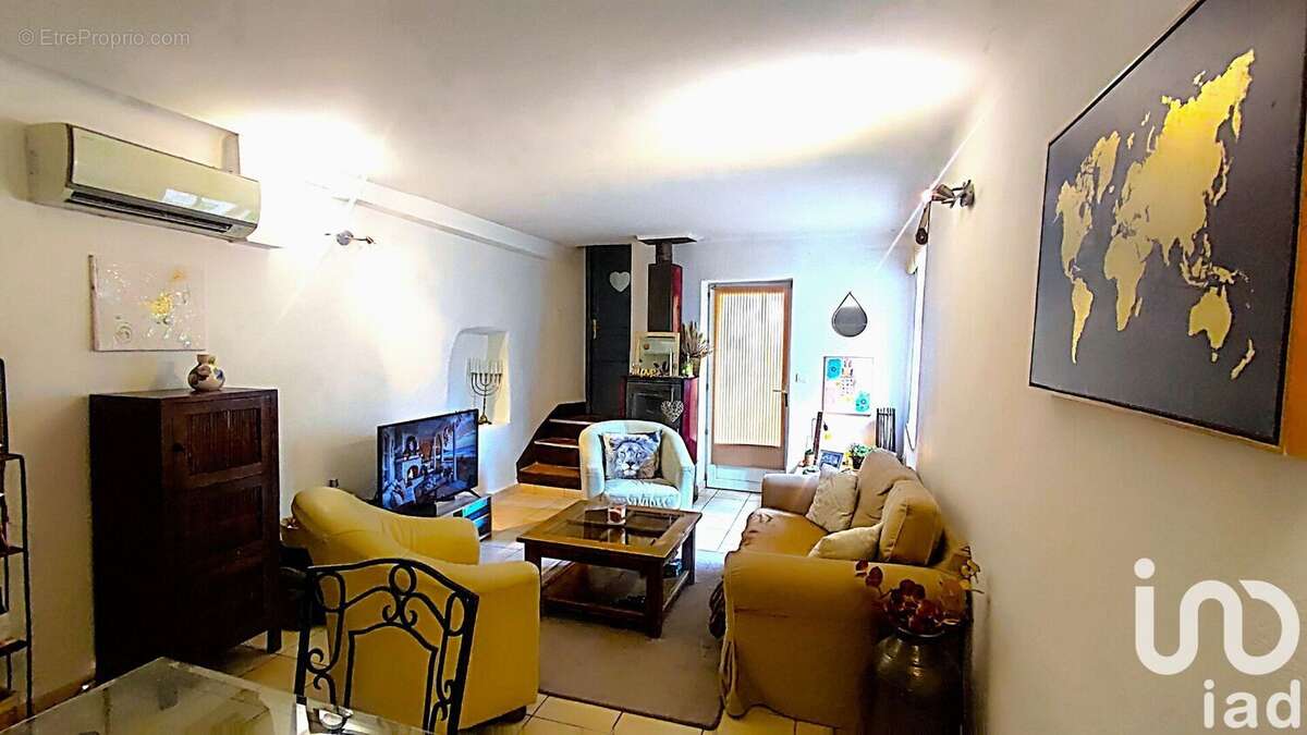 Photo 2 - Maison à CUERS