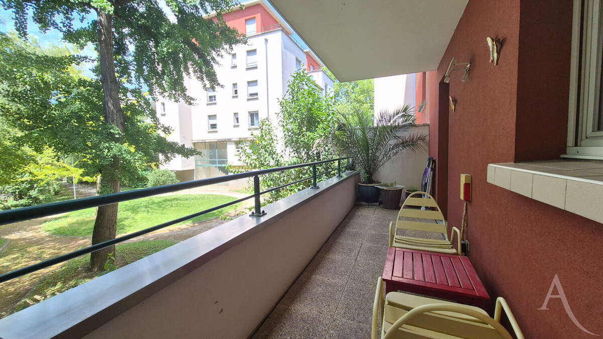 Appartement Grenoble 3 pièce(s) 67.18 m2 - photo 12
