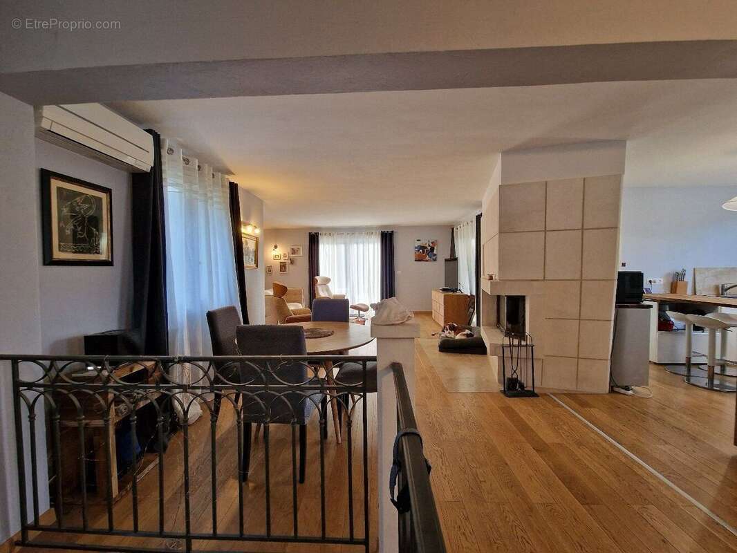 Photo 5 - Maison à SAINT-CLEMENT-DE-RIVIERE