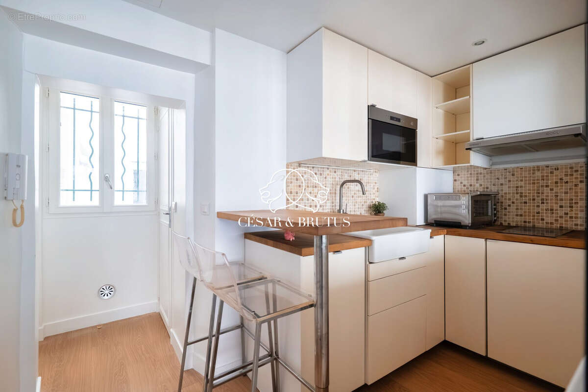 Appartement à PARIS-11E
