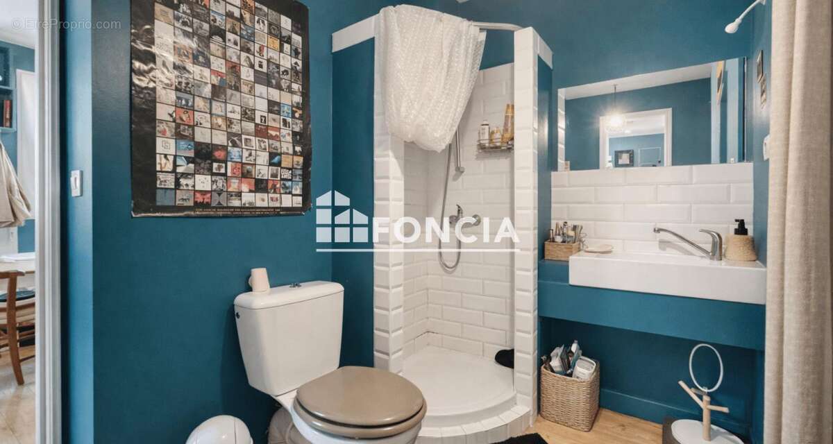 Appartement à MARSEILLE-1E