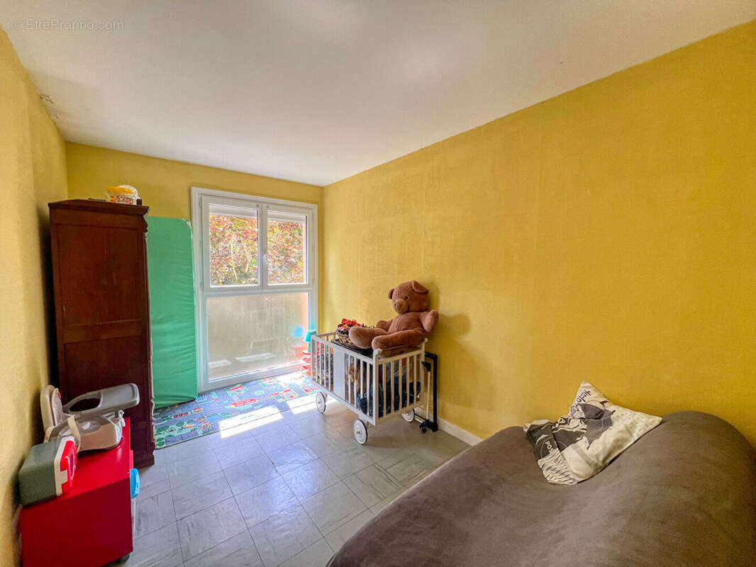 ROYAN - Appartement T3 à deux pas des commodités - photo 13