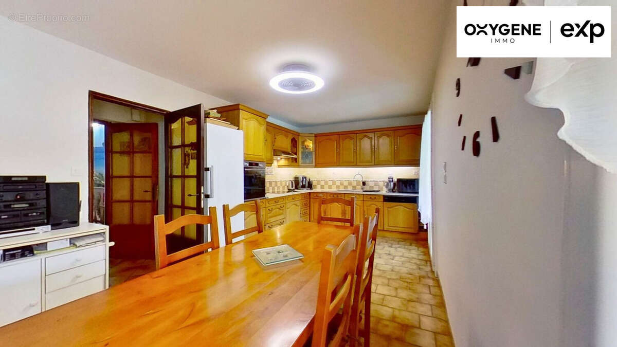 Maison 130 m² à Saint-Jean-Lasseille  - photo 9