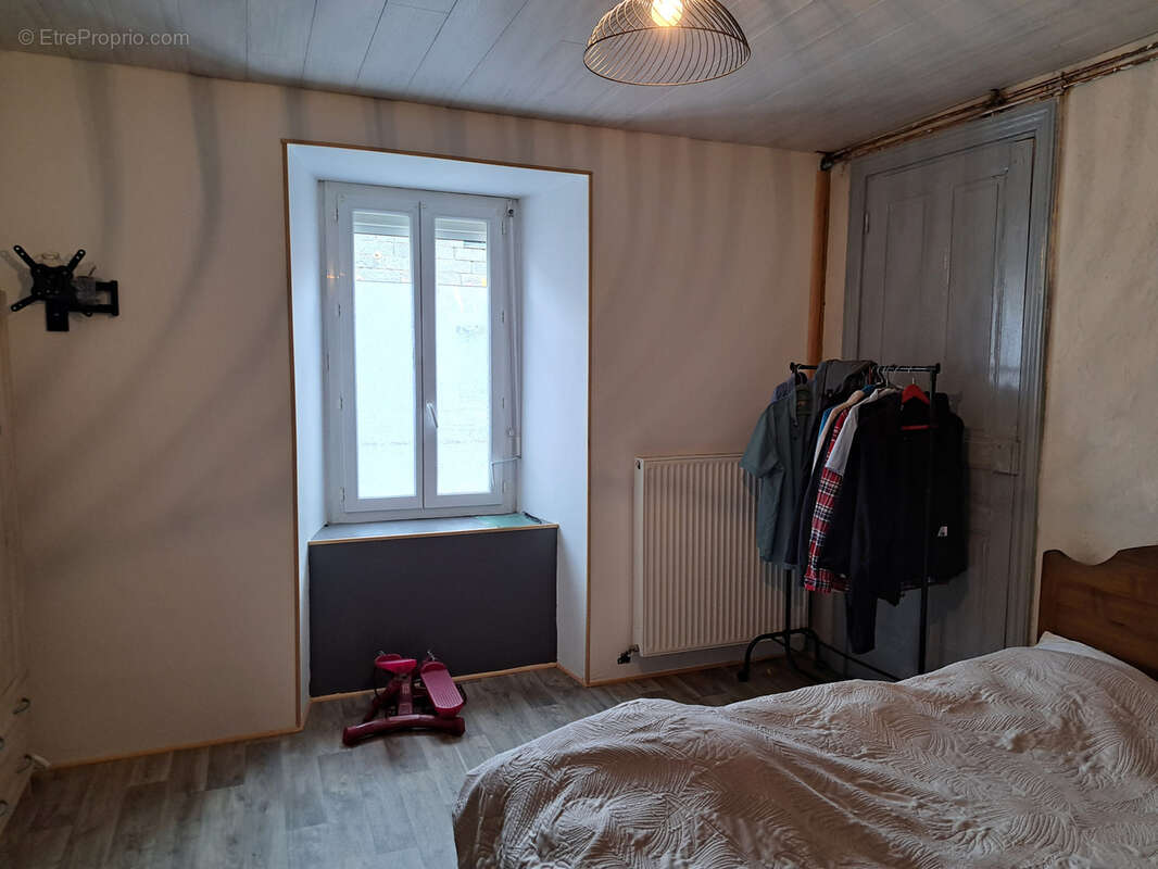 Appartement à MAZET-SAINT-VOY