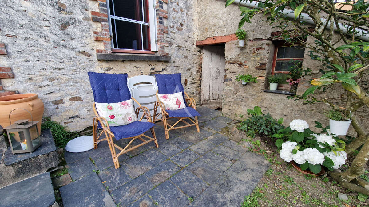 Maison Noyant La Gravoyere  2 pièce(s) 55 m2 - photo 10