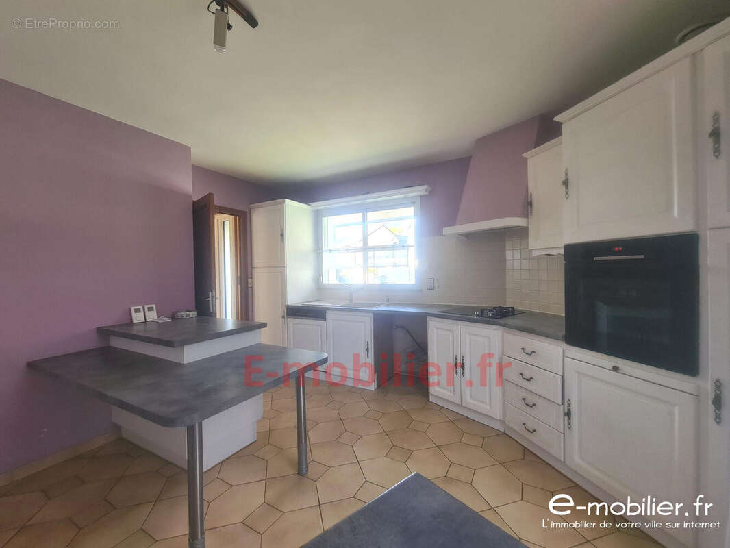 Maison à CHARTRES-DE-BRETAGNE