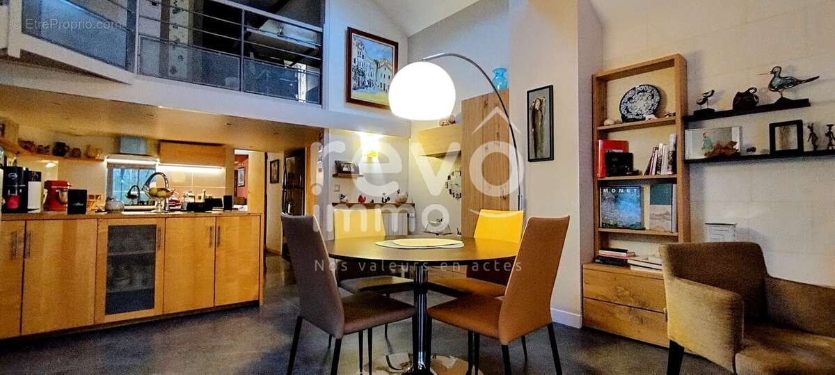 Maison à SAINT-BARTHELEMY-D'ANJOU