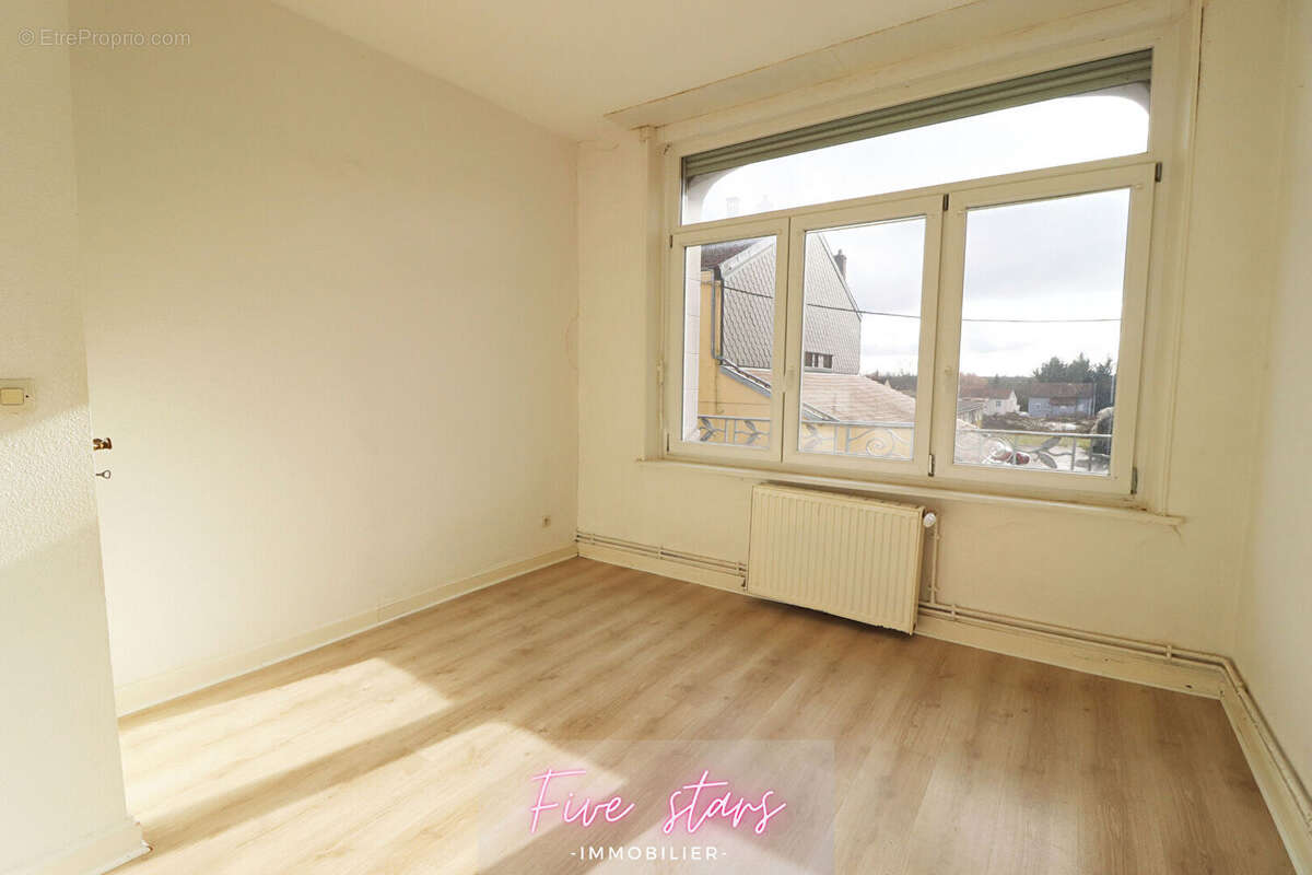 Appartement à PIENNES