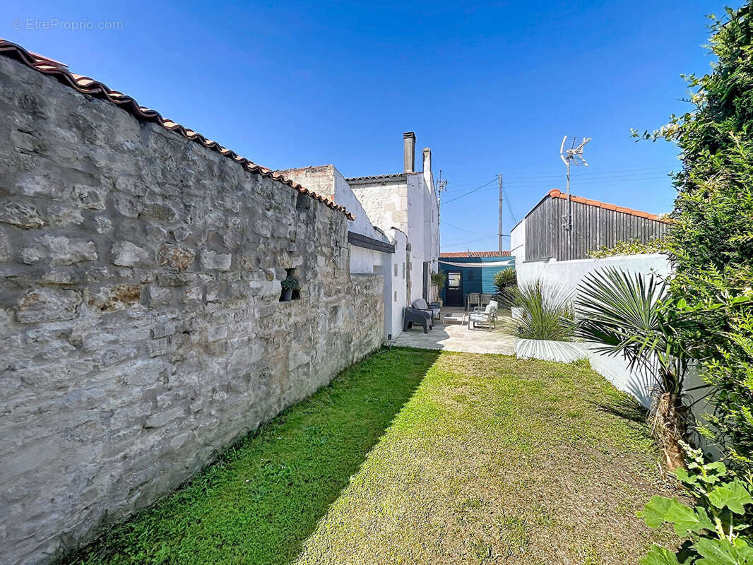 Maison à ROCHEFORT