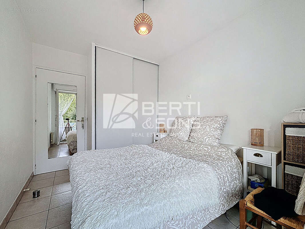 Appartement à MANDELIEU-LA-NAPOULE