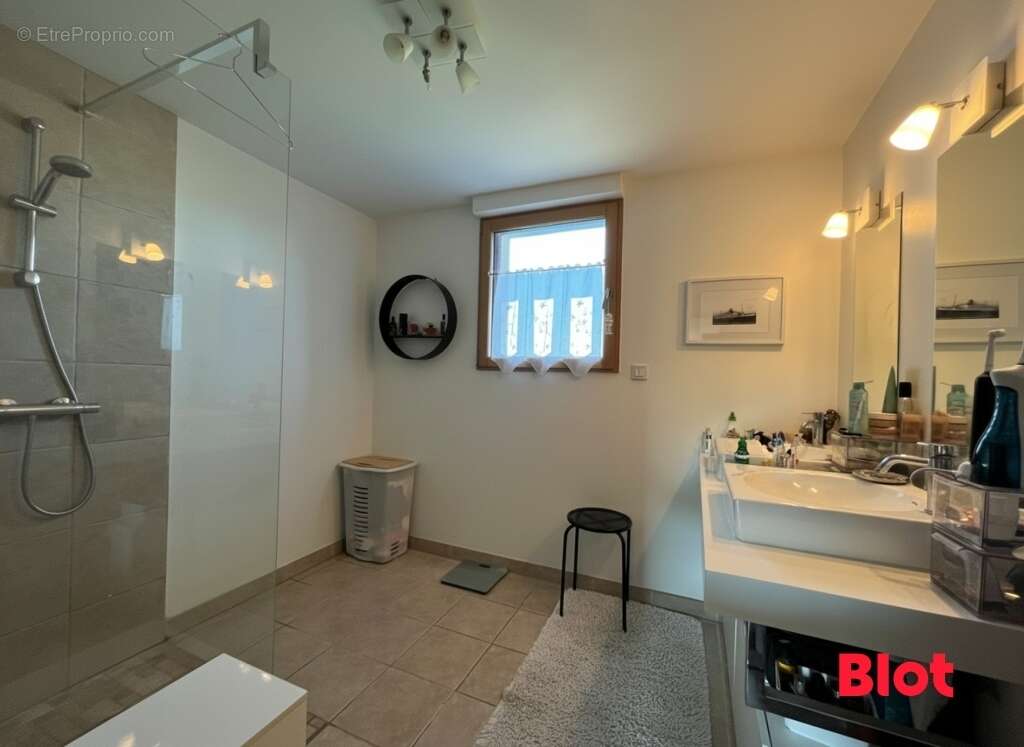 Maison à ERCE-EN-LAMEE