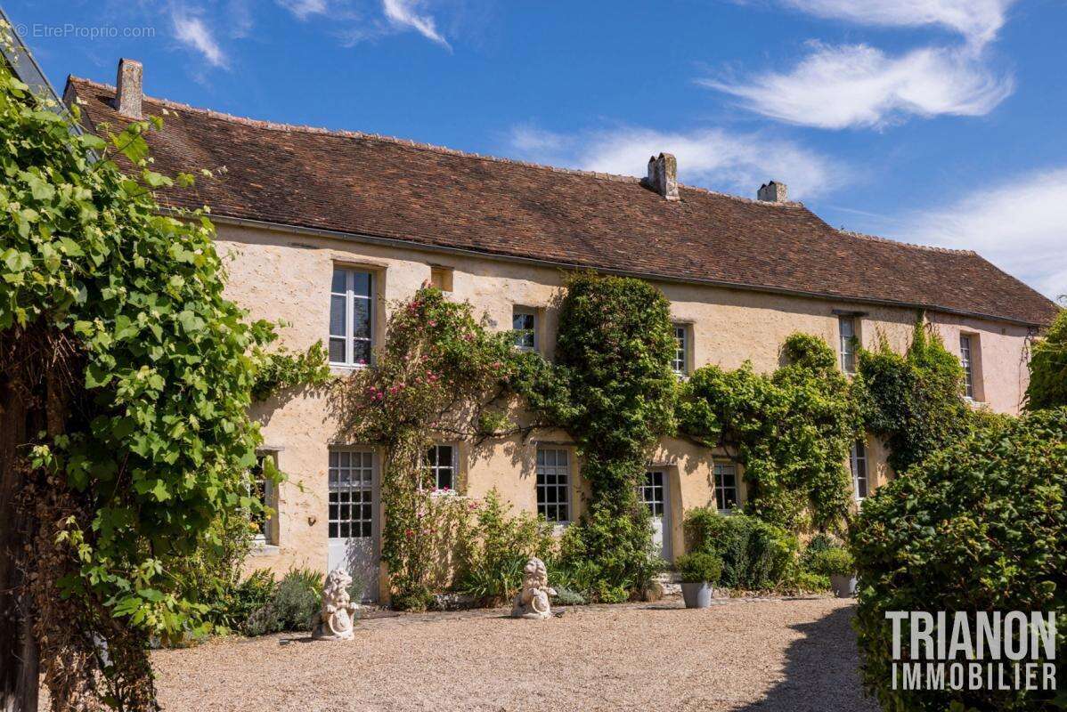Maison à FEUCHEROLLES
