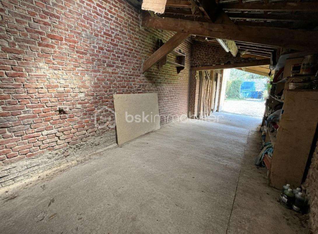 Maison de caractere avec jardin et garage - photo 21