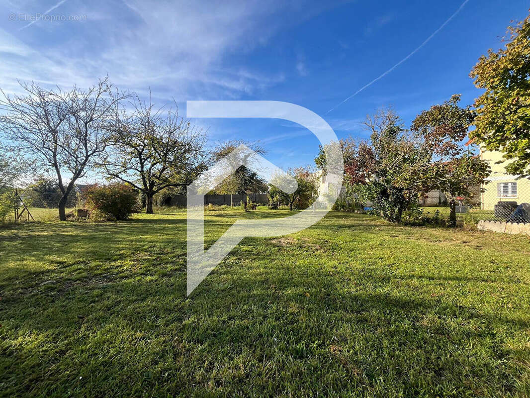 Maison à BALLANCOURT-SUR-ESSONNE