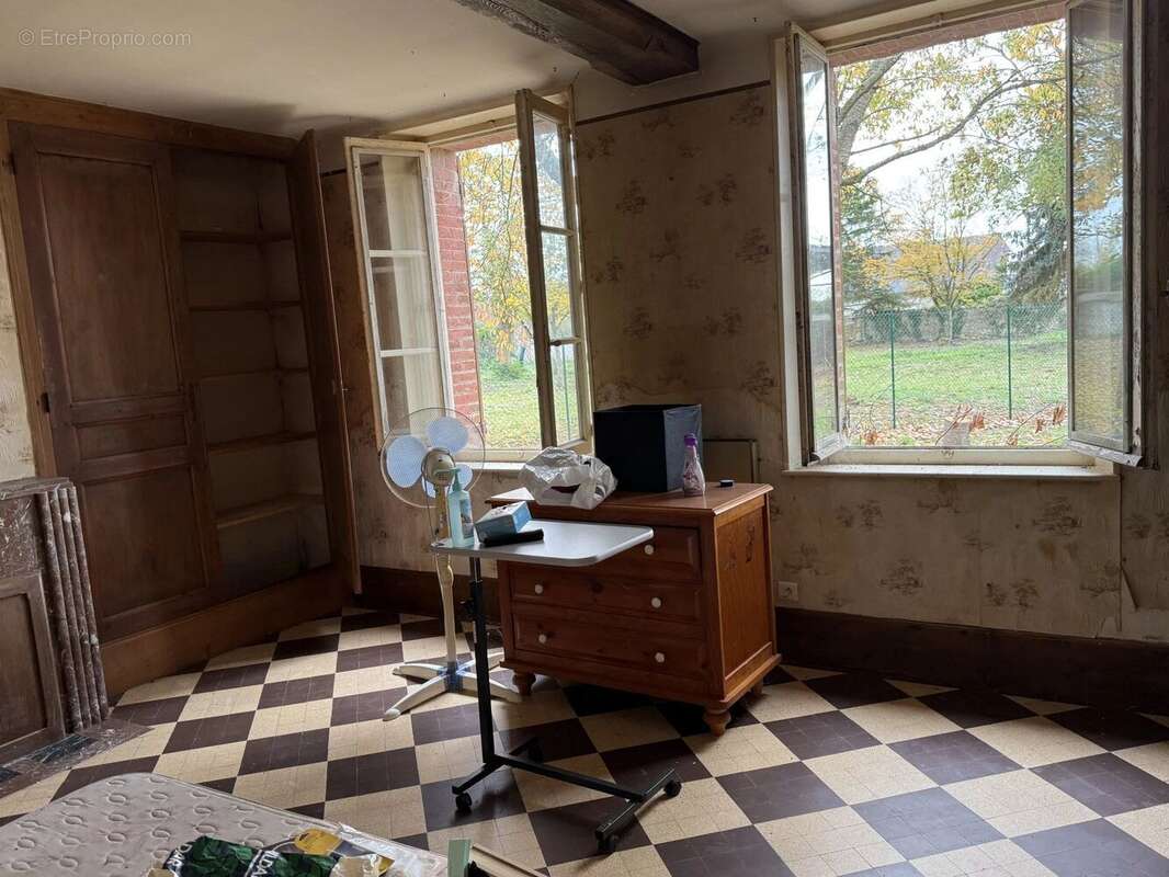 Maison à NONANCOURT