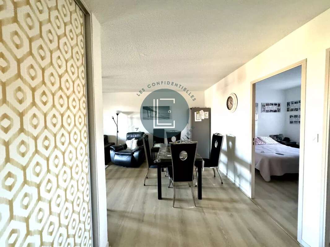 Appartement à LATTES