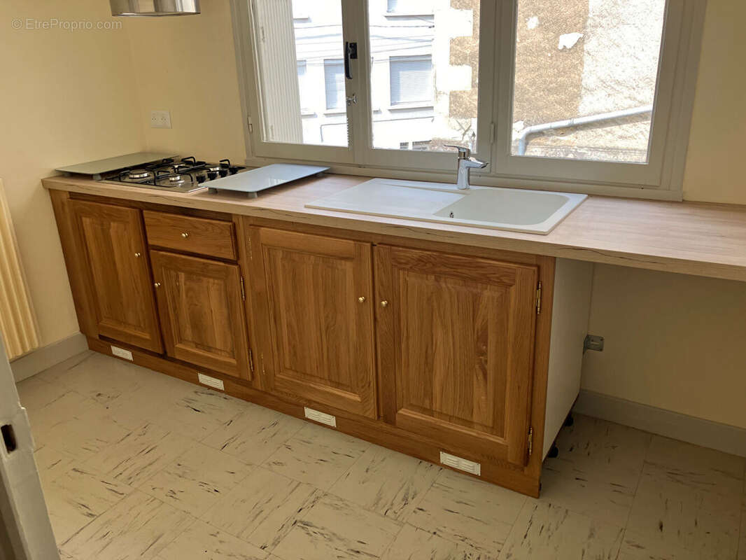 Commerce à CHATELLERAULT