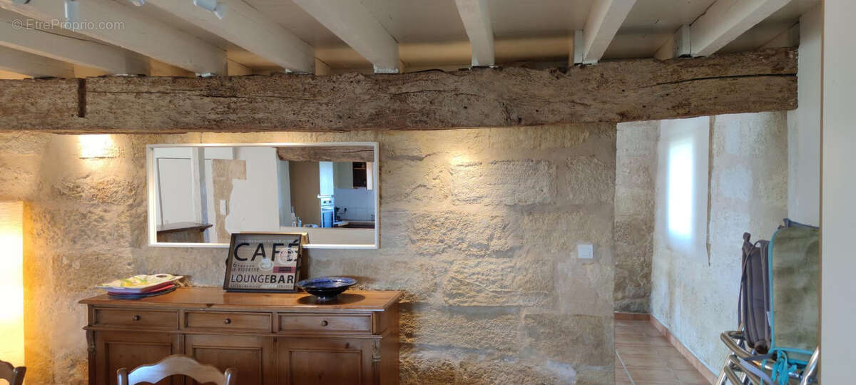 Maison à SAINT-EMILION