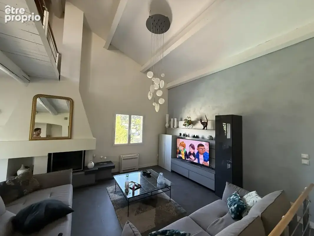 Villa T6 de 144 m² environ exposée sud/ouest avec vue sur la mer, implantée sur un terrain arboré de 720 m² - photo 4