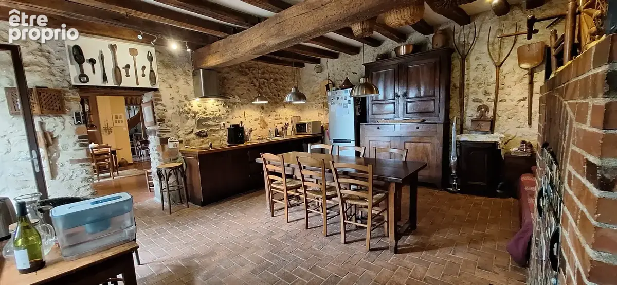 A 15mn de l'a5, maison de charme et authenticite, 5/6 chambres, grange, dependances sur son terrain  de 2963m2 - photo 9