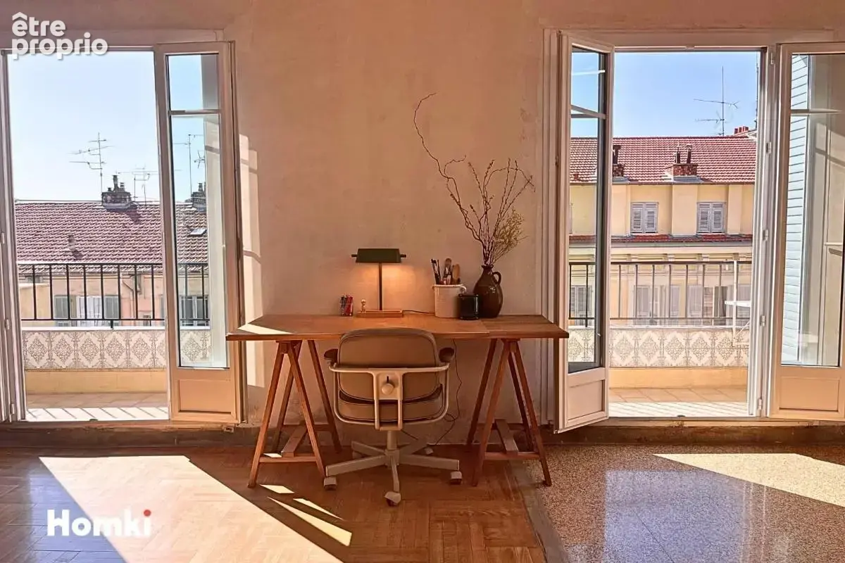 Appartement T3 rénové par une artiste – terrasse plein sud - photo 7