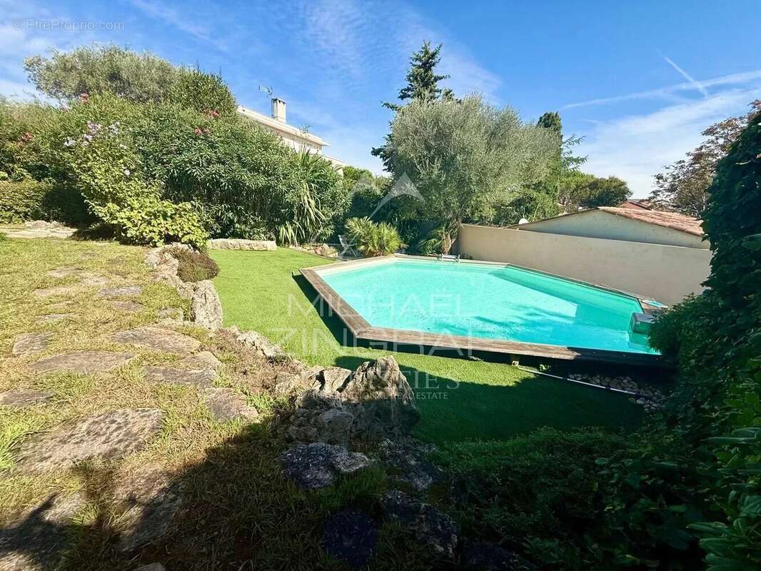 Maison à ANTIBES