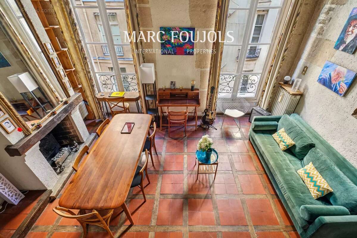 Paris VI - appartement 2 pièces - quartier de la Monnaie - photo 2