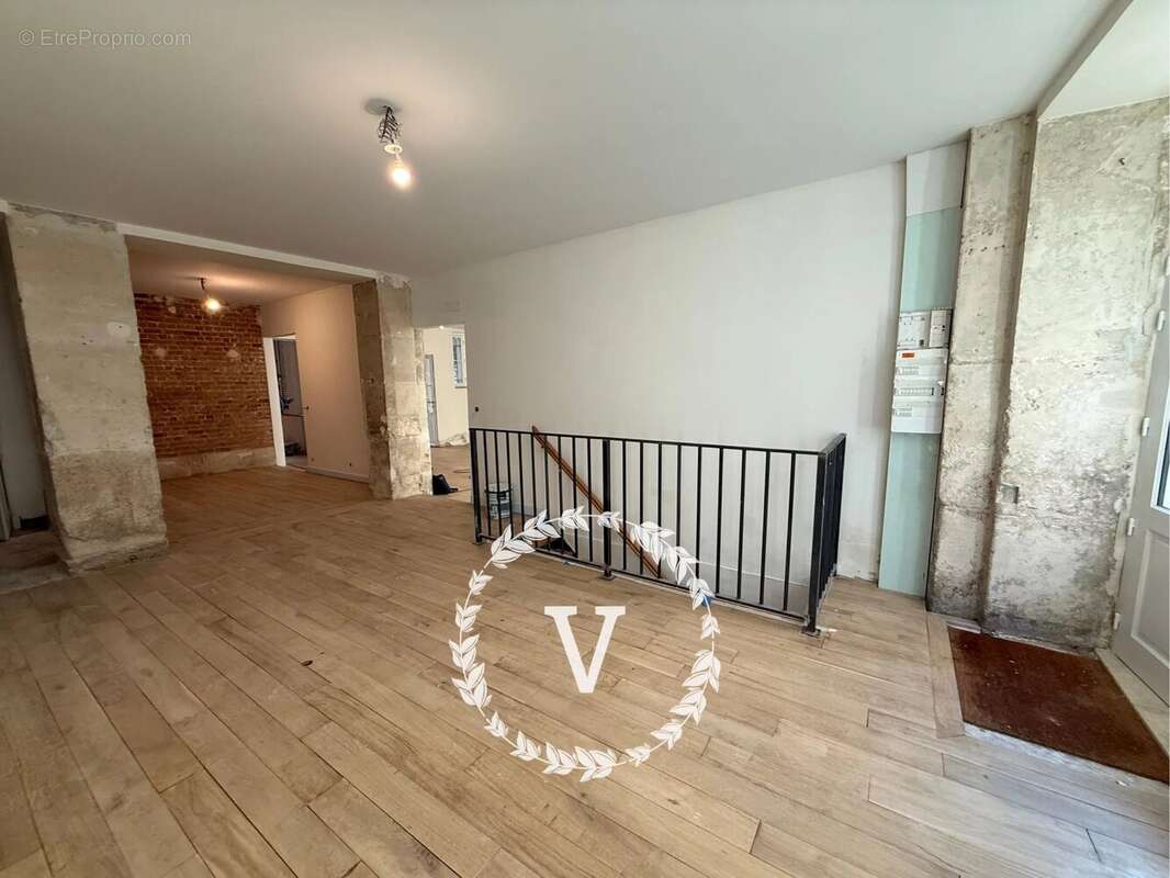 Commerce à PARIS-18E