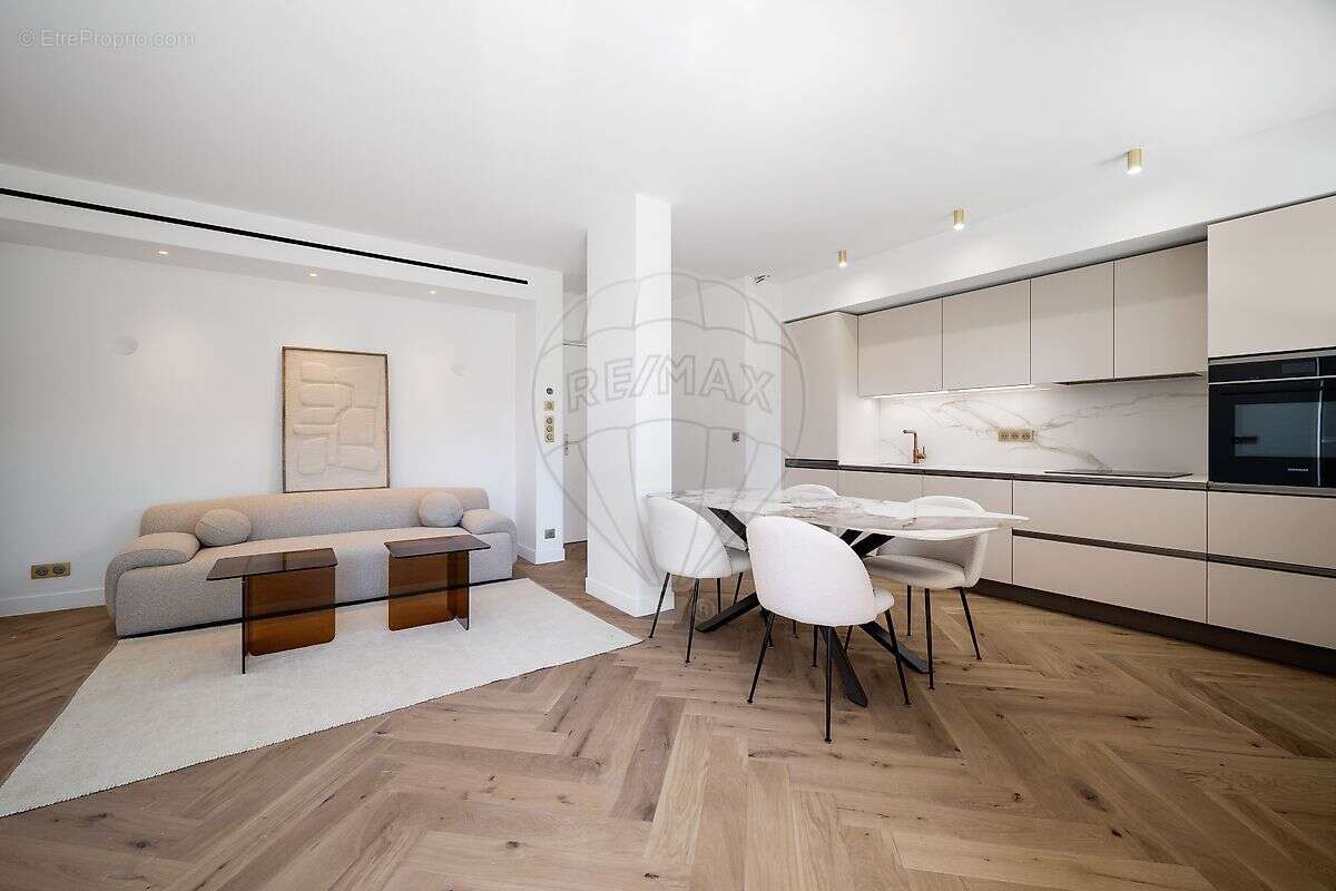 Appartement à BEAULIEU-SUR-MER