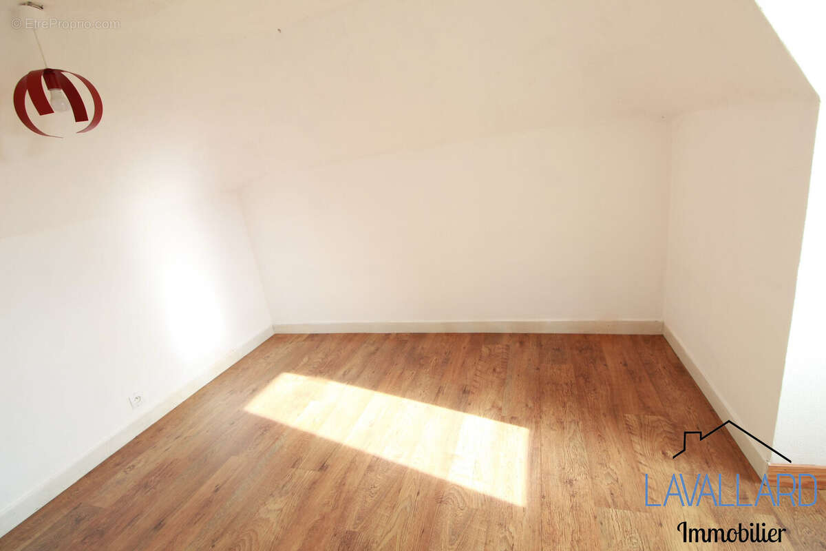 Maison 82 m² à Mouflers  - photo 7