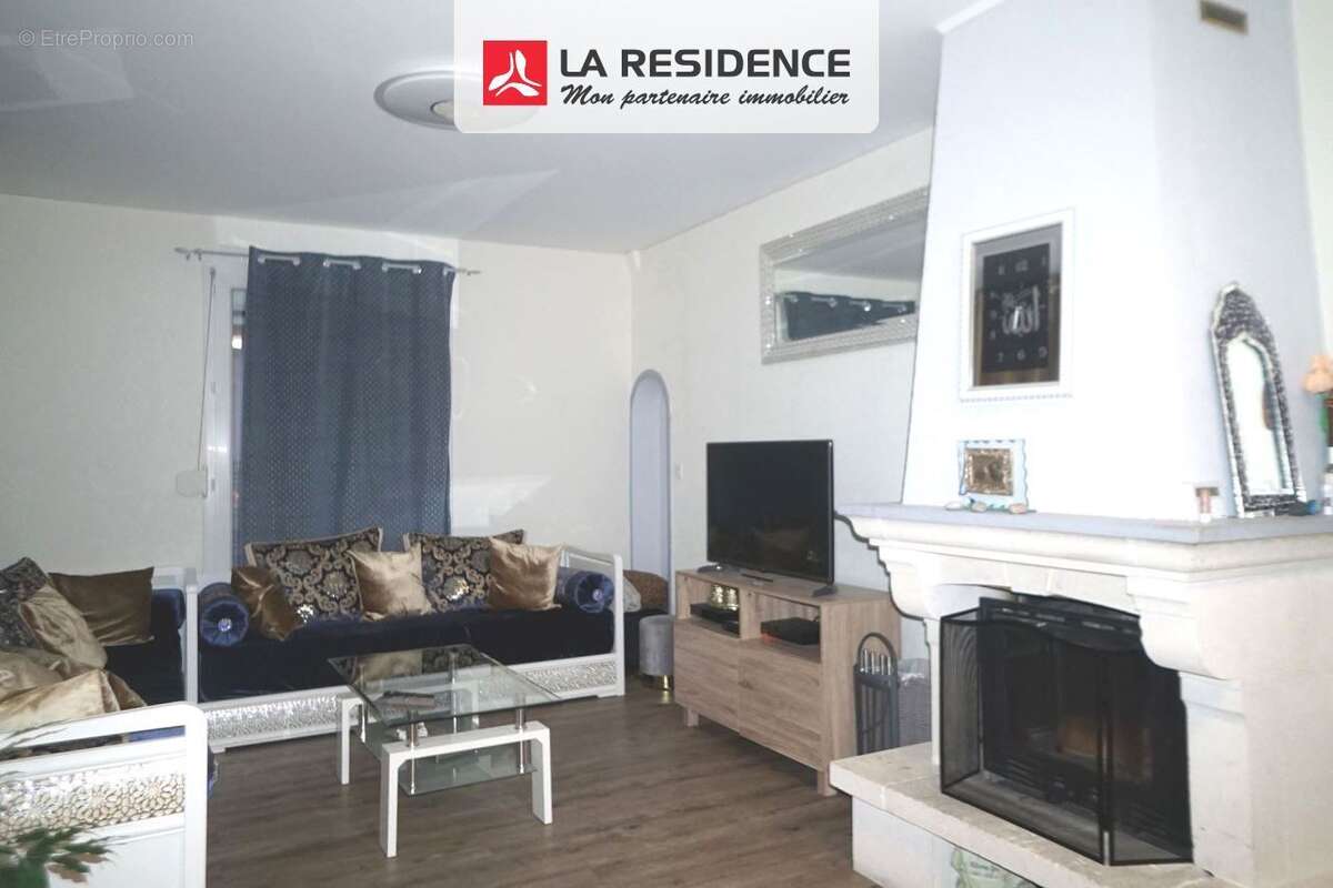 Maison 102 m² à Saint-Etienne-Du-Rouvray  - photo 3