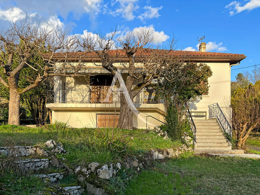Maison à FUMEL